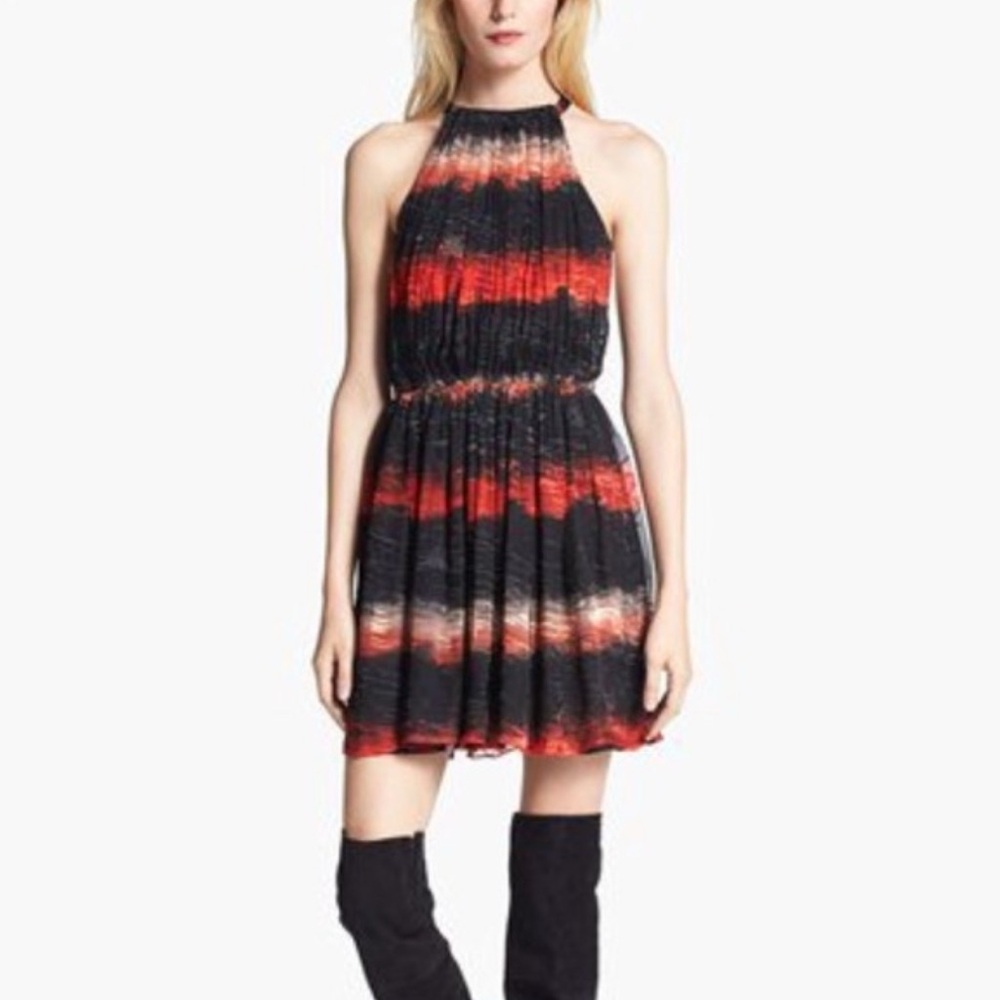 Alice + Olivia beautiful dress